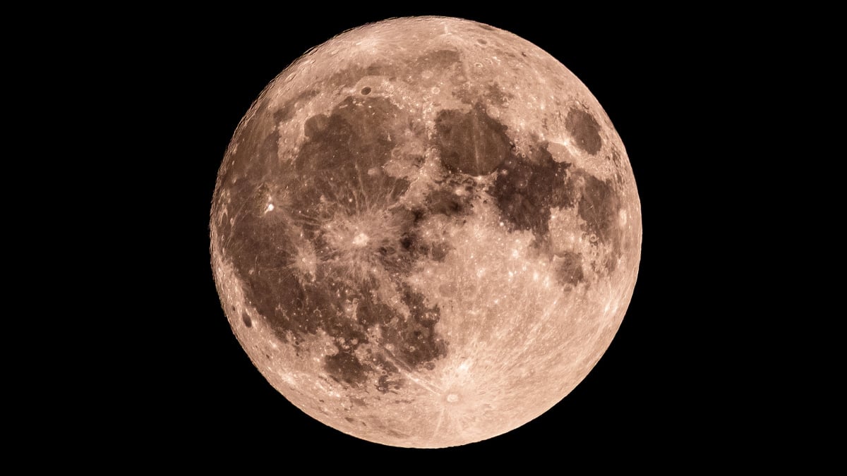 Moon section at the moment: what the moon will seem like on October 28